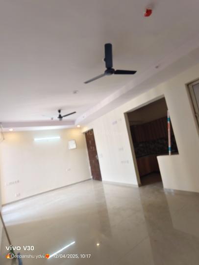 Prateek Grand City Main Image 1