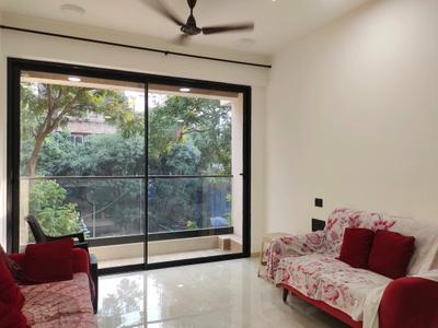 Living Room Image of 850 Sq.ft 2 BHK Apartment / Flat for rent in Gateway, Santacruz West Mumbai for Rs. 160000