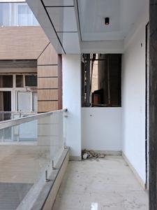 Bedroom One Image of 1900 Sq.ft 4 BHK Apartment / Flat for sale in Malik Hindustan Apartment, Sector 104 Noida for Rs. 8100000