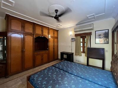 Bedroom Image of 1950 Sq.ft 3 BHK Apartment / Flat for rent in DDA Sector B Pocket 9, Vasant Kunj New Delhi for Rs. 87000