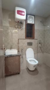 Bathroom Image of 1400 Sq.ft 3 BHK Apartment / Flat for sale in Sector 17 Gurgaon for Rs. 13100000