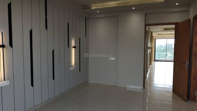 Bedroom Image of 4300 Sq.ft 4.5 BHK Builder Floor for sale in Greenwood City Floors, Sector 45 Gurgaon for Rs. 65000000