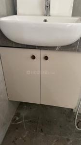 Bathroom Image of 1406 Sq.ft 2 BHK Apartment / Flat for rent in M3M Skywalk, Sector 74 Gurgaon for Rs. 56000