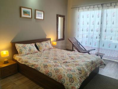 Bedroom Image of 435 Sq.ft 1 RK Apartment / Flat for rent in Paramount Golfforeste Premium Apartments, Surajpur Greater Noida for Rs. 15200