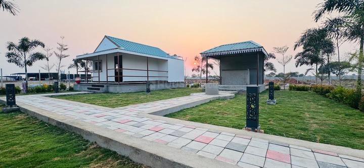 Victory Heights Main Image 1