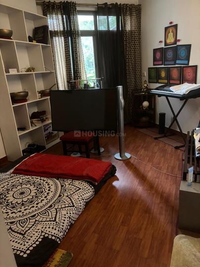 Vipul Gardens Bedroom 1