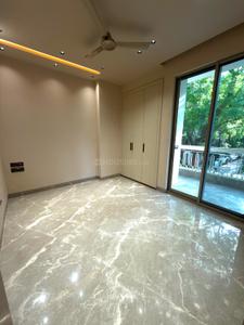 Bedroom Image of 1440 Sq.ft 3 BHK Builder Floor for rent in Kailash Colony New Delhi for Rs. 140000