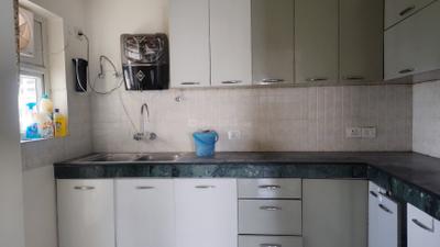 Kitchen Image of 1900 Sq.ft 3.5 BHK Apartment / Flat for sale in Spaze Privvy The Address, Sector 93 Gurgaon for Rs. 18000000