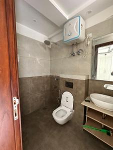 Image of 2700 Sq.ft 4.5 BHK Apartment / Flat for sale in Beverly Park Apartments, Sector 22 Dwarka, New Delhi for Rs. 59000000