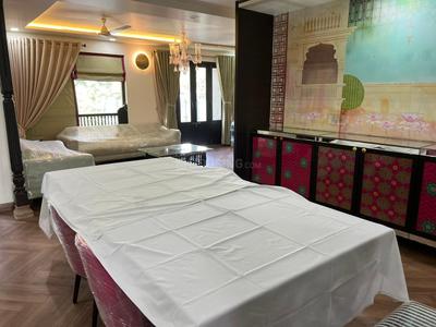 Bedroom Image of 2300 Sq.ft 4 BHK Apartment / Flat for rent in Ramdaspeth Nagpur for Rs. 150000