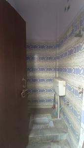 Bathroom Image of 270 Sq.ft 1 RK Builder Floor for rent in Dabri New Delhi for Rs. 8000