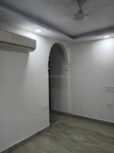 Bedroom Image of 900 Sq.ft 2 BHK Apartment / Flat for rent in Lajpat Nagar New Delhi for Rs. 60000