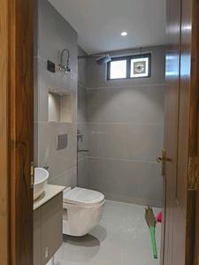 Common Bathroom Image of 1800 Sq.ft 4 BHK Builder Floor for sale in Indirapuram Ghaziabad for Rs. 23000000