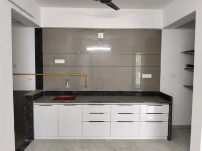 Kitchen Image of 1700 Sq.ft 3 BHK Apartment / Flat for rent in Shypram Parisar, Ognaj Ahmedabad for Rs. 30000
