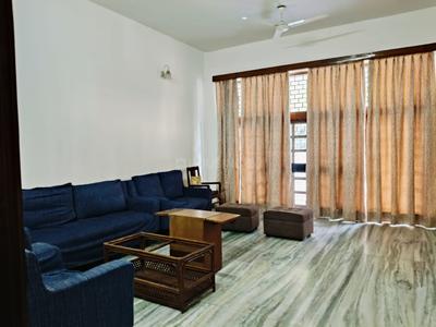 Hall Image of 2500 Sq.ft 4 BHK Villa for sale in Sector 14 Noida for Rs. 70000000