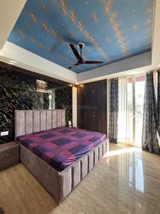 Bedroom Image of 2000 Sq.ft 4 BHK Builder Floor for sale in Ganpati Builder Heights, Kulhan Dehradun for Rs. 12000000