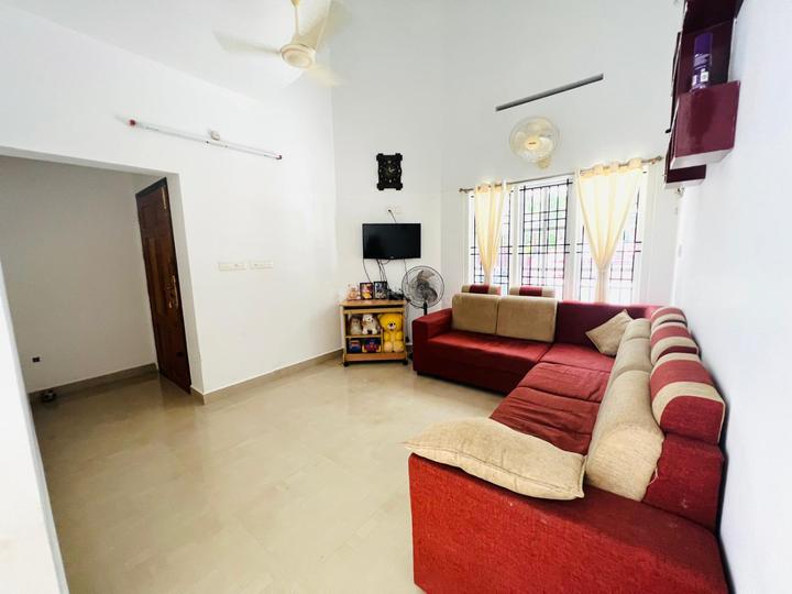 Santhi Nagar, Pulimoodu Main Image 1