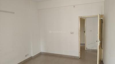 Bedroom Image of 1000 Sq.ft 2 BHK Apartment / Flat for sale in Nimbus Express Park View I, Chi V Greater Noida for Rs. 7000000