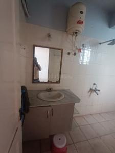 Bathroom Image of 2200 Sq.ft 3 BHK Apartment / Flat for rent in Bennigana Halli Bengaluru for Rs. 75000