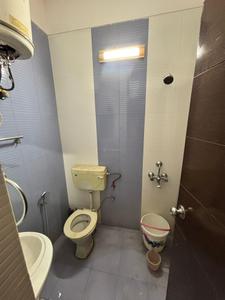 Bathroom Image of 1200 Sq.ft 3 BHK Builder Floor for sale in Hasanganj Lucknow for Rs. 7000000