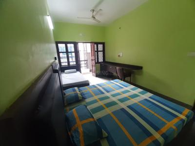 Bedroom Image of 400 Sq.ft 1 BHK Apartment / Flat for rent in Paharia Varanasi for Rs. 11500