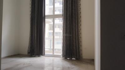 Bedroom Image of 2500 Sq.ft 3.5 BHK Apartment / Flat for sale in Mahagun Mezzaria, Sector 78 Noida for Rs. 42500000