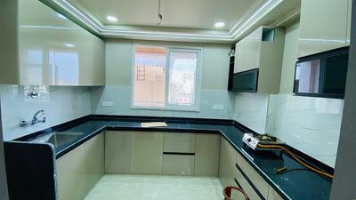 Kitchen Image of 1900 Sq.ft 4 BHK Apartment / Flat for rent in Mansarovar Jaipur for Rs. 35000
