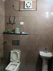 Bathroom Image of 747 Sq.ft 2 BHK Builder Floor for sale in Sitapuri New Delhi for Rs. 7000000