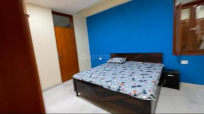 Bedroom Image of 1550 Sq.ft 3 BHK Apartment / Flat for rent in Defence Enclave, Sector 44 Noida for Rs. 35500