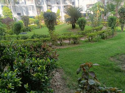 Image of 1100 Sq.ft 2 BHK Apartment / Flat for sale in Meena Apartments, Patparganj, New Delhi for Rs. 15000000