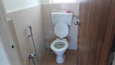 Bathroom Image of 650 Sq.ft 1 BHK Apartment / Flat for rent in Kumar Sparklet Smart Homes, Hinjawadi Phase 3 Pune for Rs. 21000
