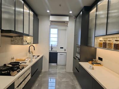Kitchen Image of 2248 Sq.ft 4 BHK Apartment / Flat for sale in Bhoomi Simana Building 2, Parel Mumbai for Rs. 100000000