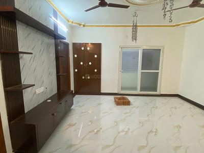 Living Room Image of 1100 Sq.ft 3 BHK Apartment / Flat for rent in Keelkattalai Chennai for Rs. 35000