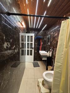 Bathroom Image of 1600 Sq.ft 3 BHK Builder Floor for sale in Tangra Kolkata for Rs. 12300000