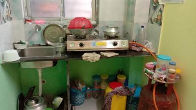 Kitchen Image of 400 Sq.ft 1 BHK Apartment / Flat for sale in Mukundapur Kolkata for Rs. 1100000