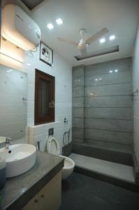 Bathroom Image of 2300 Sq.ft 3 BHK Builder Floor for sale in Jangpura New Delhi for Rs. 70000000
