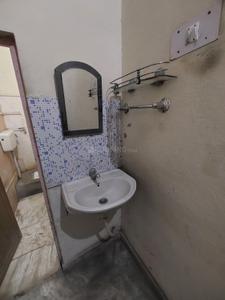 Bathroom Image of 2200 Sq.ft 4 BHK Independent House for sale in Adarsh Nagar Colony Roorkee for Rs. 6500000