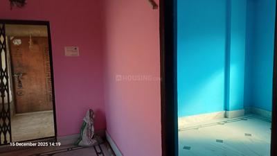 Bedroom Image of 825 Sq.ft 2 BHK Apartment / Flat for rent in Dunlop Kolkata for Rs. 12000