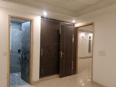 Bedroom Image of 1800 Sq.ft 4 BHK Builder Floor for sale in Freedom Fighters Enclave New Delhi for Rs. 15000000