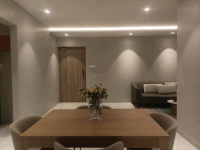 Living Room Image of 950 Sq.ft 2.5 BHK Apartment / Flat for rent in Raheja Acropolis, Chembur Mumbai for Rs. 100000