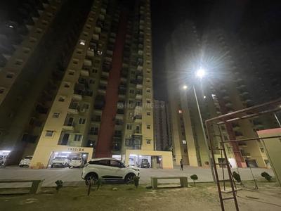 Image of 1500 Sq.ft 3 BHK Apartment / Flat for rent in LDA Kabir Nagar by Lucknow Development Authority, Rajajipuram, Lucknow for Rs. 15000