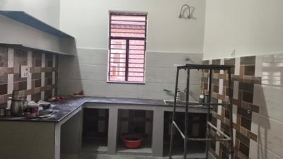 Kitchen Image of 675 Sq.ft 2 BHK Builder Floor for rent in Mahabir Colony Hisar for Rs. 10000