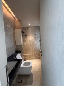 Image of 1500 Sq.ft 3 BHK Apartment / Flat for sale in Rustomjee Seasons, Bandra East, Mumbai for Rs. 70000000