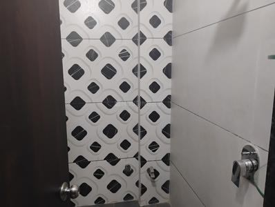 Bathroom Image of 2400 Sq.ft 4 BHK Builder Floor for rent in Khatiwala Tank Indore for Rs. 35000