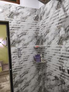 Bathroom Image of 700 Sq.ft 2 BHK Builder Floor for rent in Naubasta Kanpur for Rs. 8500