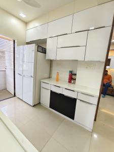 Kitchen Image of 2000 Sq.ft 3 BHK Apartment / Flat for rent in Utsav Aalayam, Naranpura Ahmedabad for Rs. 40000