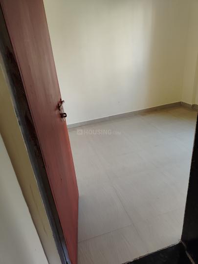 Loni Kalbhor Bedroom 1