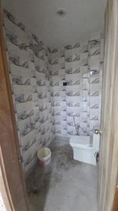 Bathroom Image of 675 Sq.ft 3 BHK Builder Floor for sale in Laxmi Nagar New Delhi for Rs. 6800000