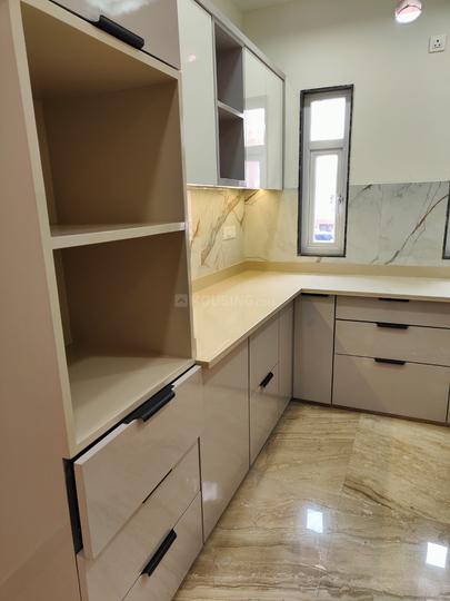 ROHINI SECTOR 7 Main Image 1