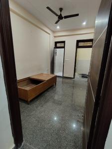 Bedroom Image of 800 Sq.ft 2 BHK Builder Floor for rent in Sector 63 A Noida for Rs. 22000